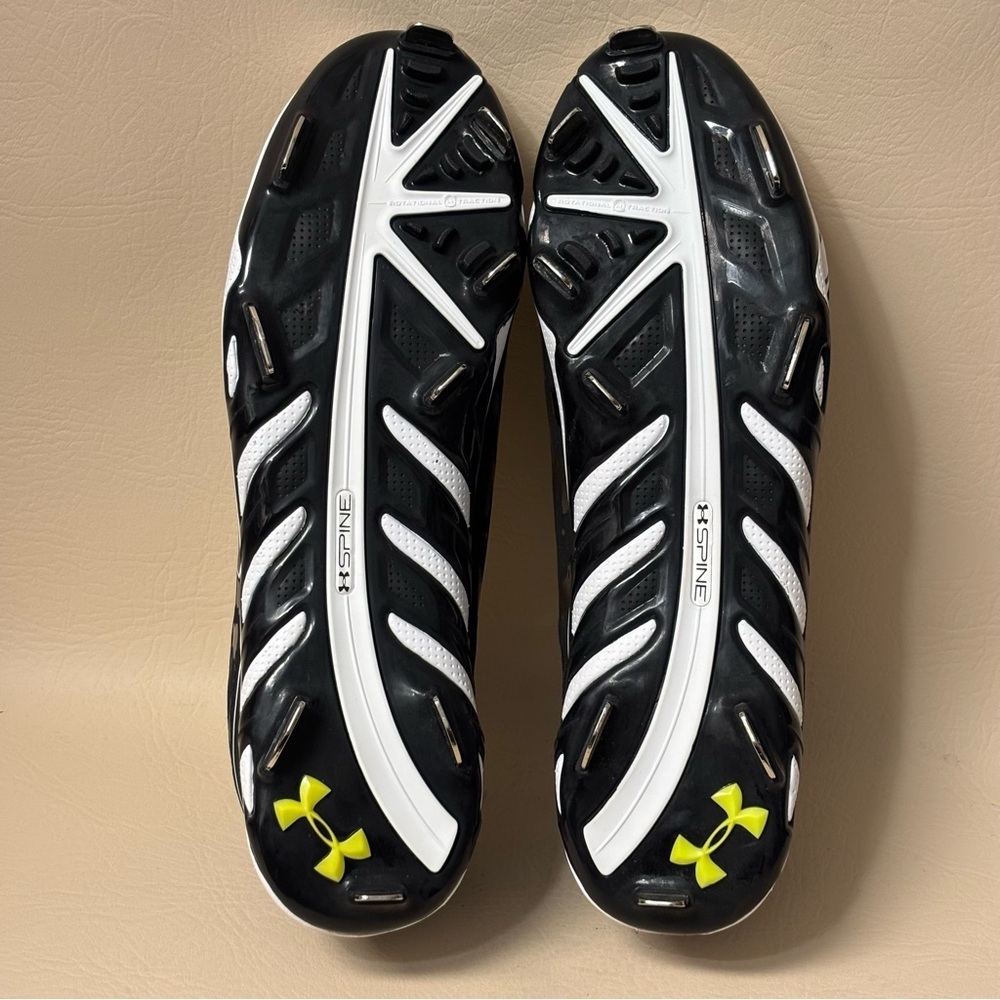 Under Armour Women's Spine Glyde TPU CC Softball Cleat Size 10.5 - Picture 8 of 9